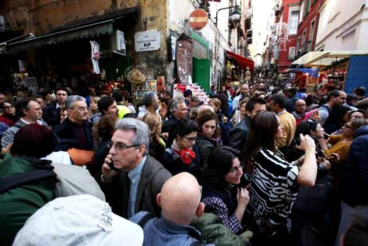 Home In Love: Vicoletto Dei Presepi Napoli Eksteriør bilde