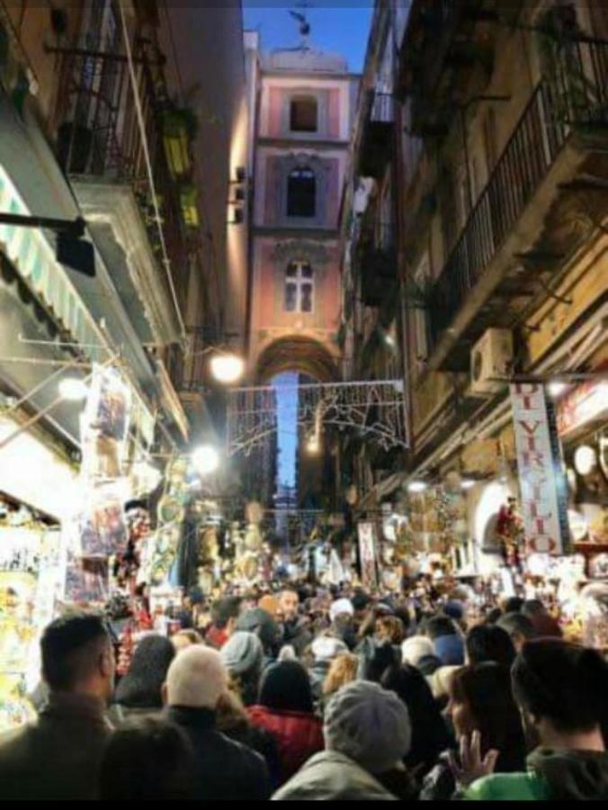 Home In Love: Vicoletto Dei Presepi Napoli Eksteriør bilde