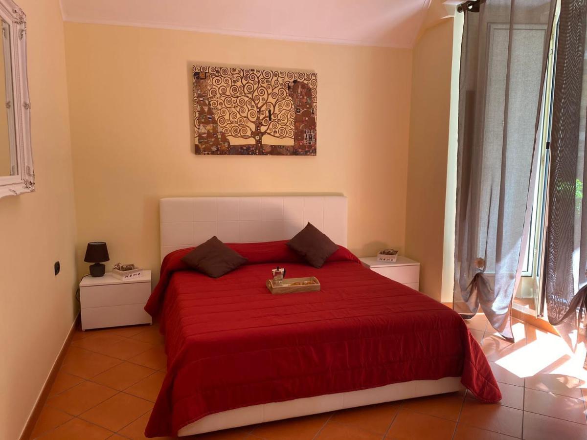 Home In Love: Vicoletto Dei Presepi Napoli Eksteriør bilde