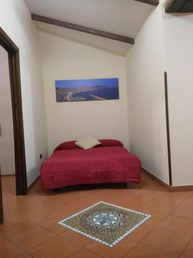 Home In Love: Vicoletto Dei Presepi Napoli Eksteriør bilde