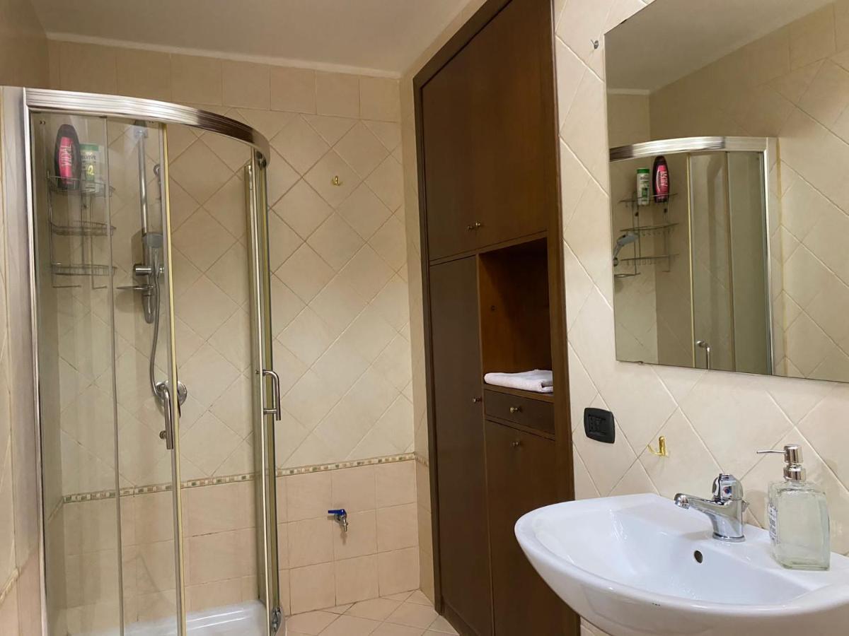 Home In Love: Vicoletto Dei Presepi Napoli Eksteriør bilde